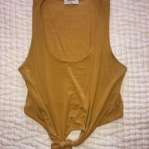 Aritzia Babaton cropped tank